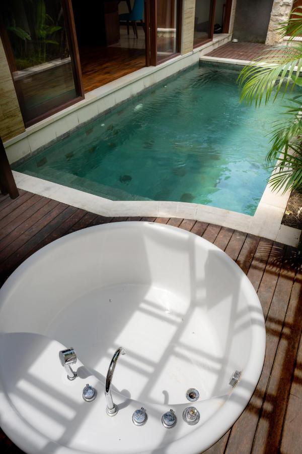 Sanata Luxury Villa Canggu Екстериор снимка